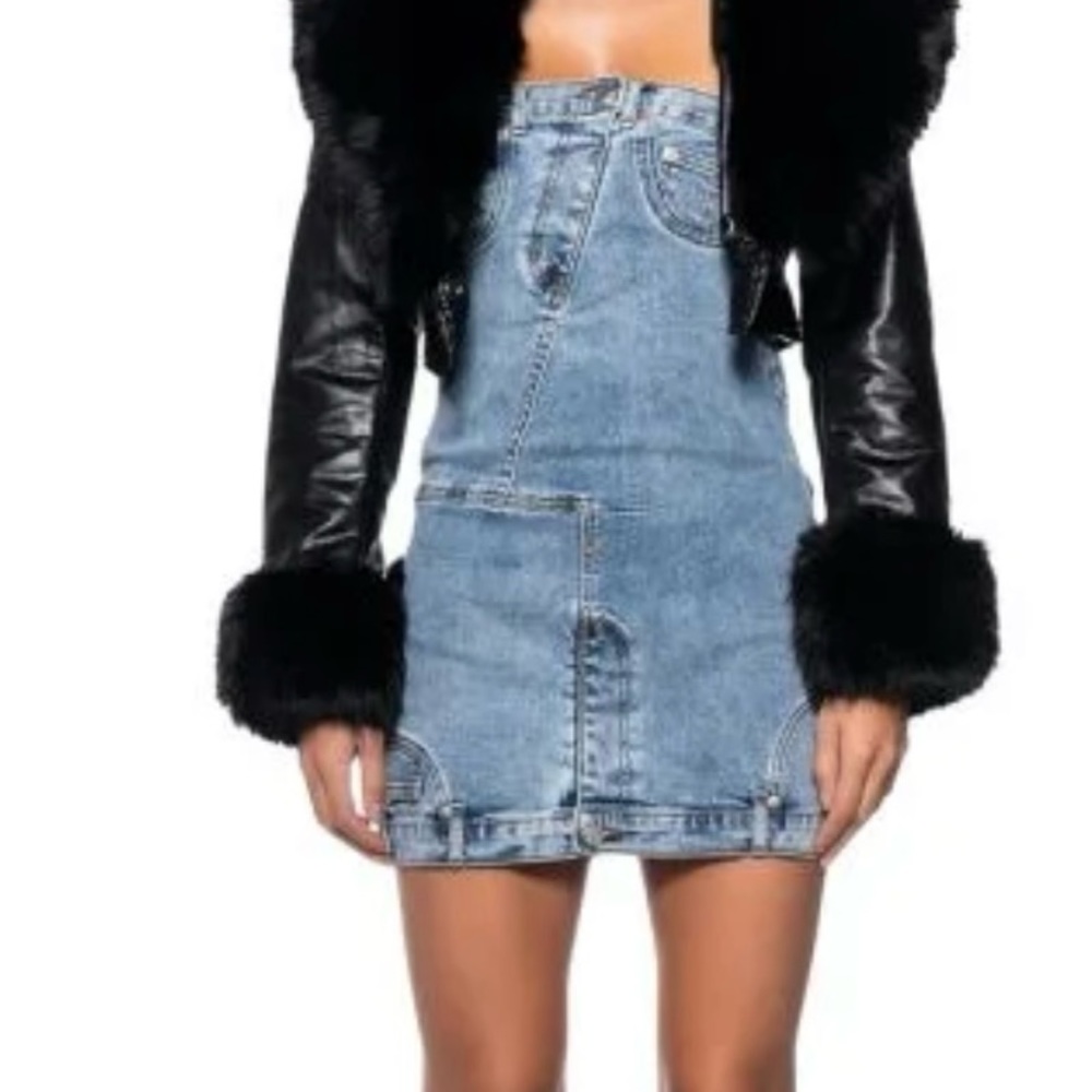 Faux Fur Crop Croc Moto Jacket in Black